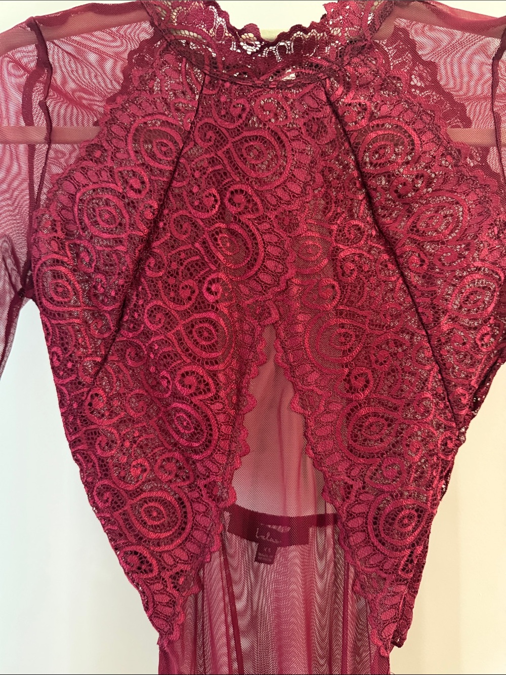 NWOT Lulu's Show Stopping Burgundy Sheer Lace Long Sleeve Bodysuit - Picture 9 of 9